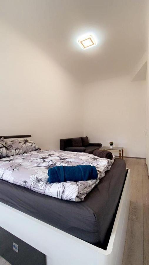 Premier Quad Room Wh Wien Ngoại thất bức ảnh